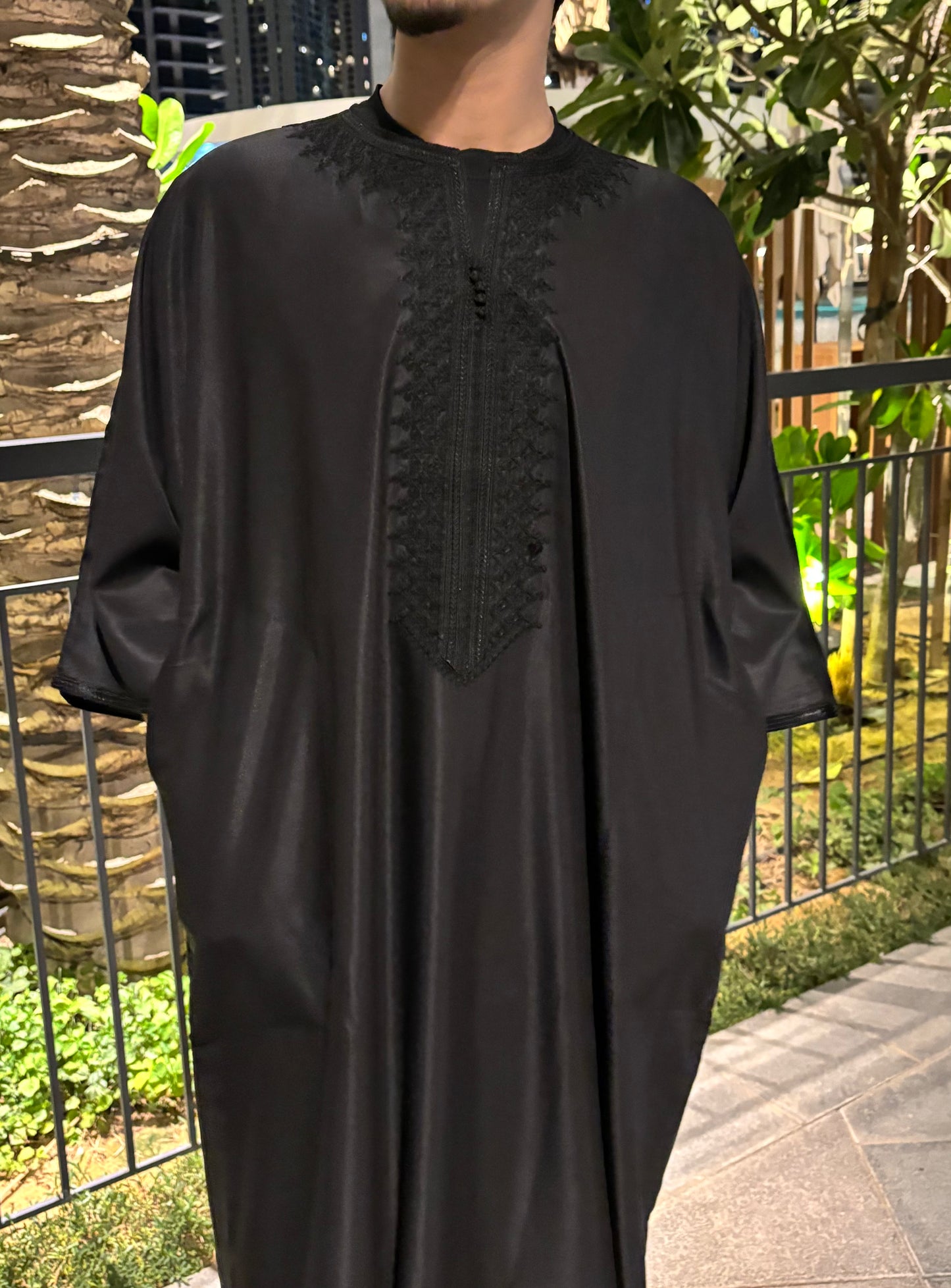 V2. Royal Black Morrocan Thobe