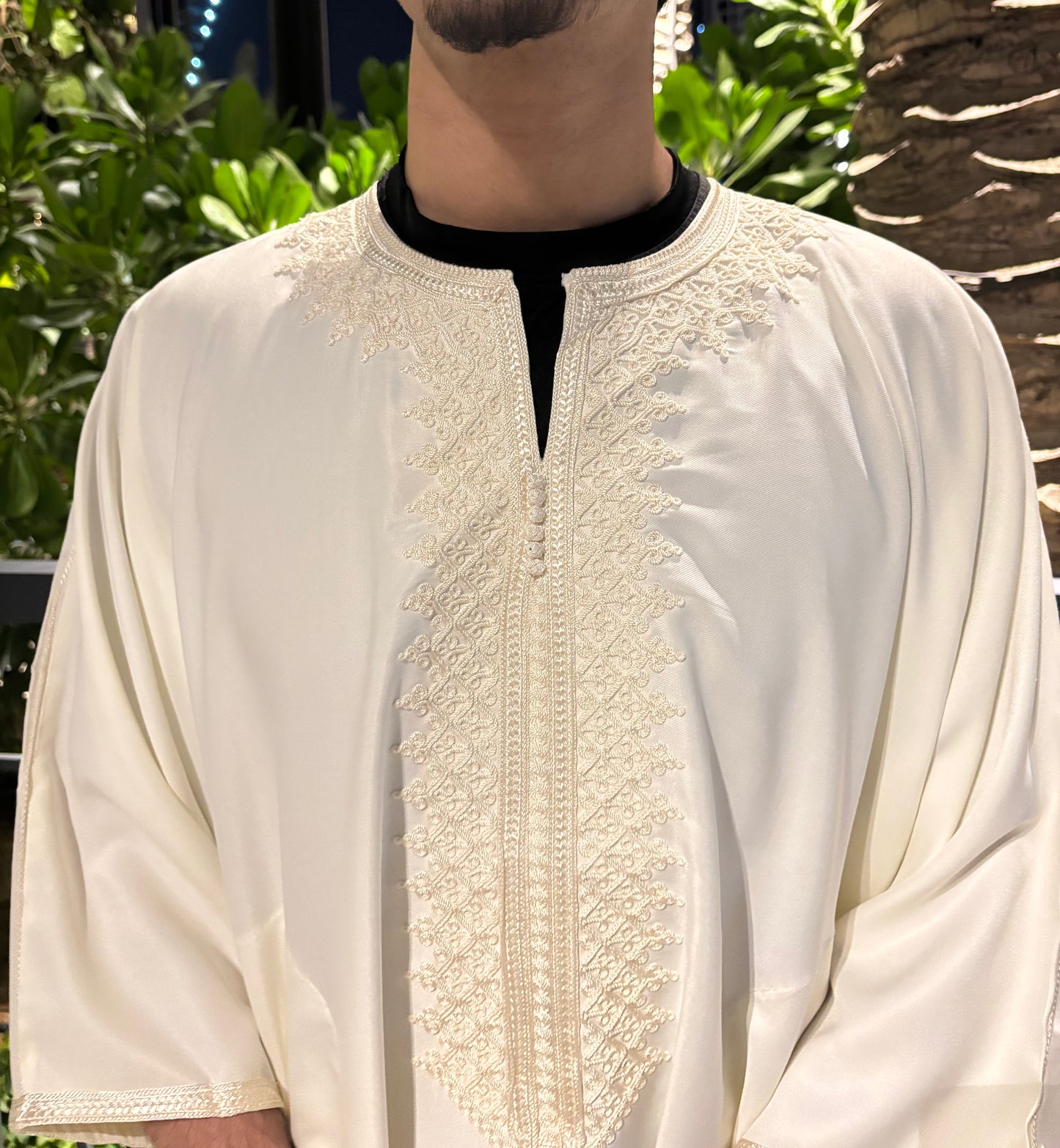 V2. Royal White Moroccan Thobe